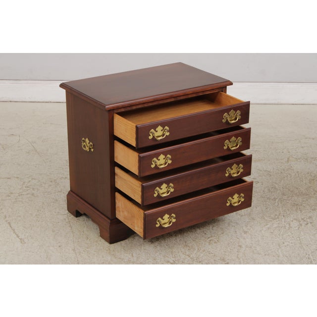 1990s Henkel Harris Cherry 4 Drawer Chairside Chest For Sale - Image 5 of 14