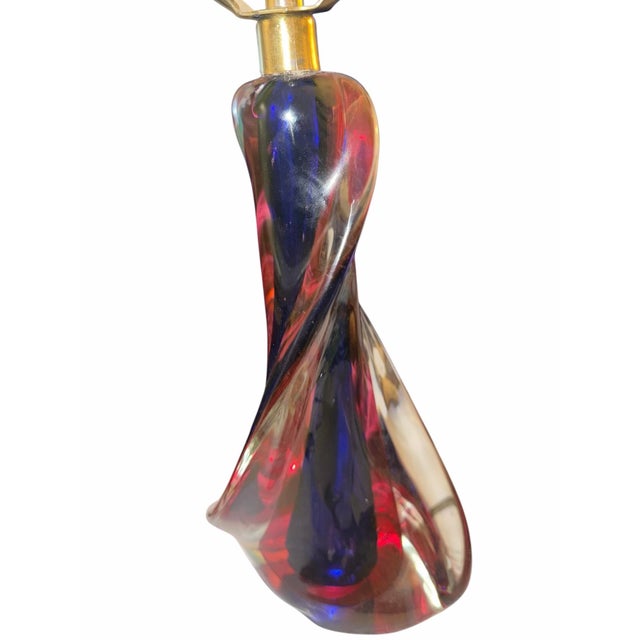 Val Saint-Lambert Mid-20th Century Mid-Century Modern Attributed to Val Saint Lambert Swirl Art Glass Table Lamp For Sale - Image 4 of 7