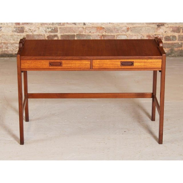 Swedish Mid Century teak side table / console table with 2 drawers by Skaraborgs Möbelindustri, circa 1960s. Excellent...