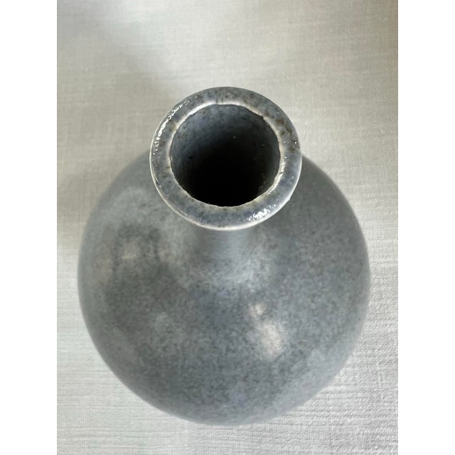 Vintage Scandinavian Modern Mottled Blue Glazed Vase Signed by Swedish Ceramist Gunnar Hartman (B. 1949) For Sale - Image 4 of 11