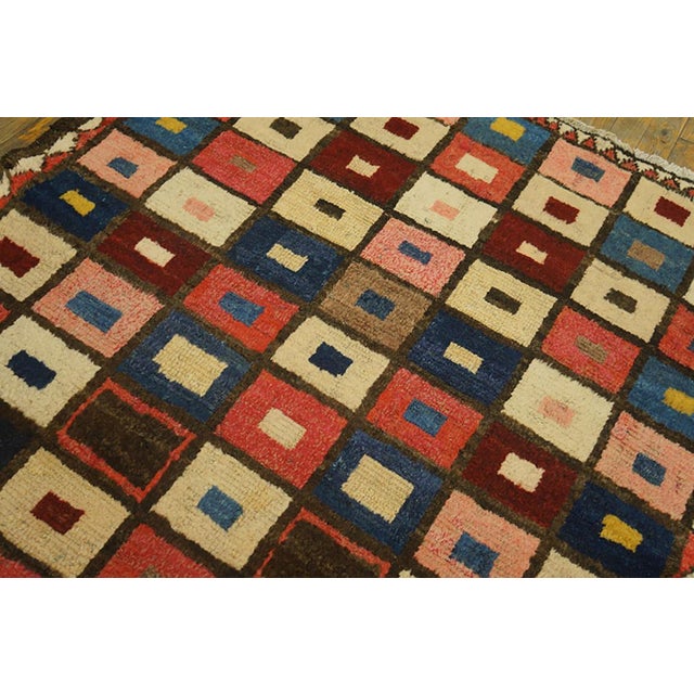 Early 20th Century 1920s Multicolor Checks Tribal Antique S. Persian Gabbeh Rug ( 3'9" X 6'1 Handknotted Wool Carpet For Sale - Image 5 of 6