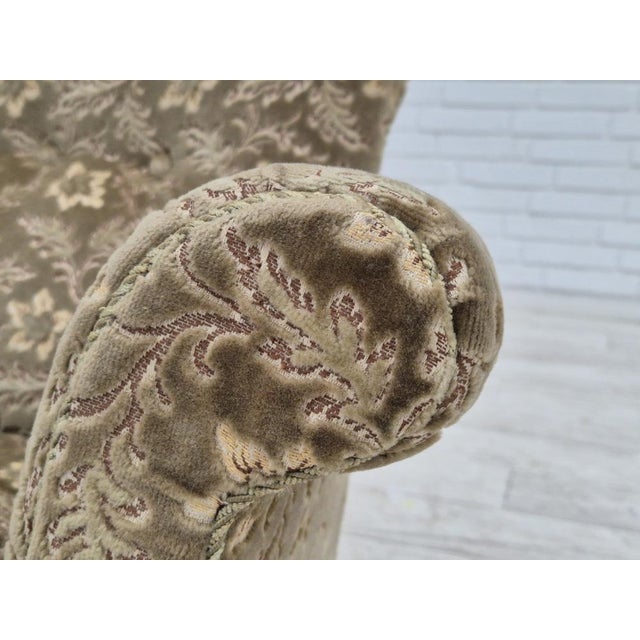 Fritz Hansen Danish 2 Seater Sofa in Velour by Fritz Hansen, 1950s For Sale - Image 4 of 18