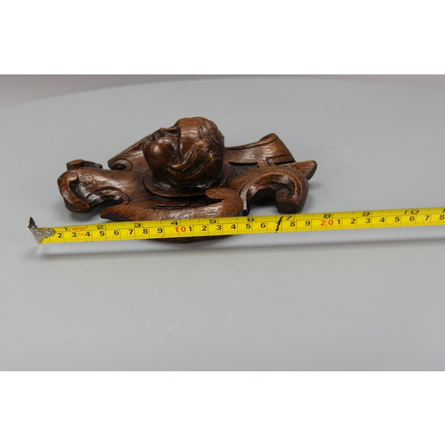 French Hand-Carved Oak Wood Wall Plaque with Cherubs Head, 1900s For Sale - Image 16 of 18