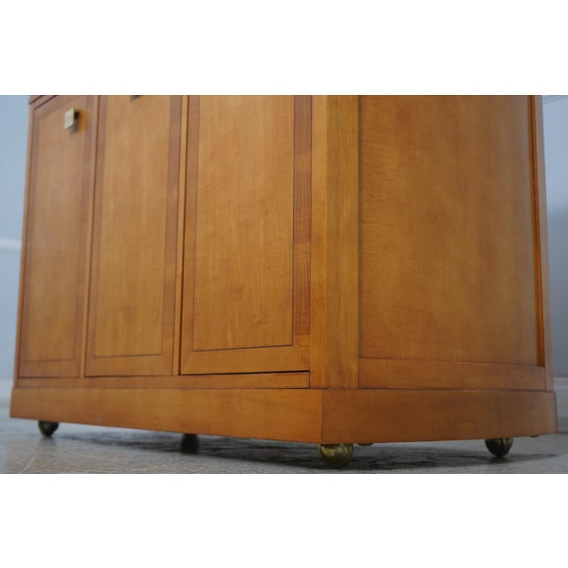 Hickory White Genesis Collection Satinwood Biedermier Server For Sale - Image 12 of 18