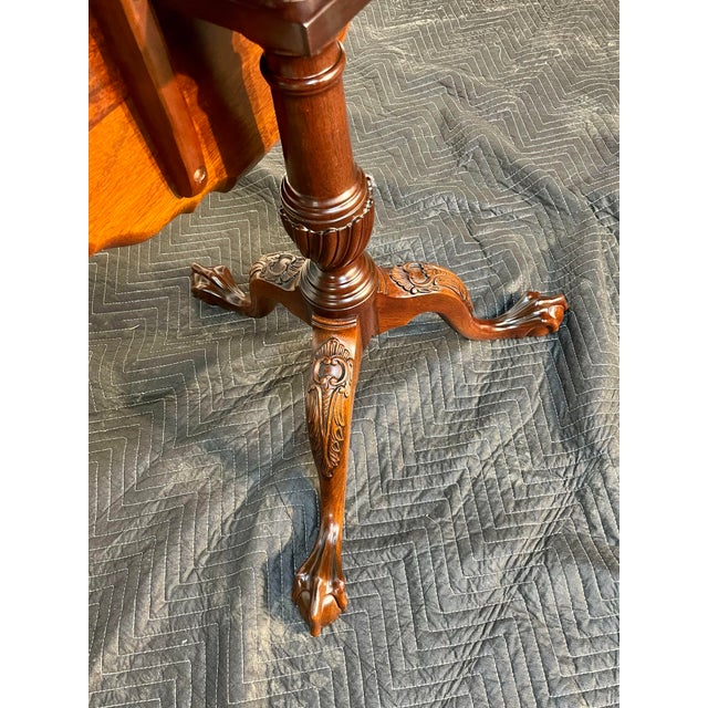 Late 20th Century L & J. G. Stickley Mahogany Pie Crust Tea Table With Flip Top For Sale - Image 10 of 18