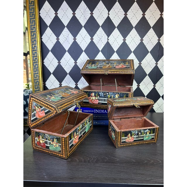 Black Trio Indian Hand-Painted Nesting Wooden Boxes - Mid 20th Century Set of 3 For Sale - Image 8 of 16
