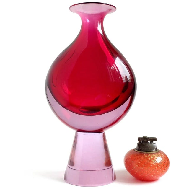 Mid-Century Modern Vintage Seguso Vetri d'Arte Murano Sommerso Red Purple Alexandrite Italian Art Glass Flower Vase For Sale - Image 3 of 7