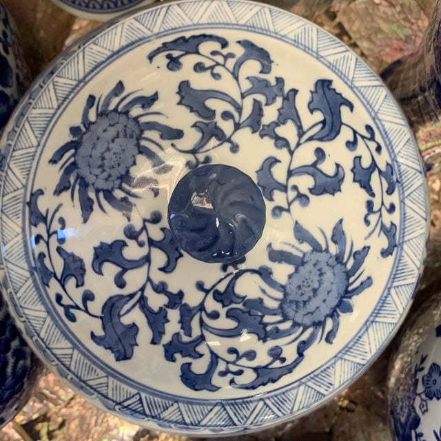 Ceramic Mid 20th Century Chinese Blue and White Floral & Landscape Porcelain Lidded Urn For Sale - Image 7 of 11