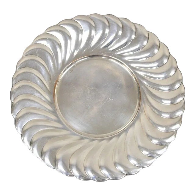 Wm Rogers Waverly 3826 Scalloped Edge Round Silver Plated Serving Platter Tray For Sale