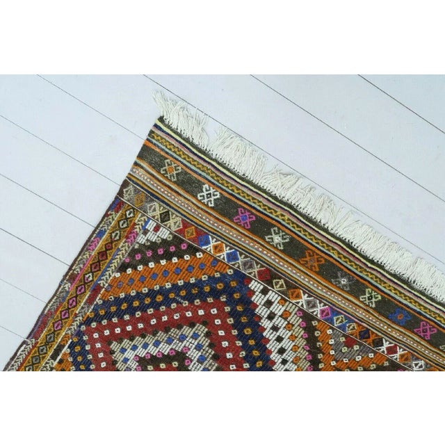 Vintage Turkish Kilim Rug - 61" X 101" For Sale - Image 10 of 13