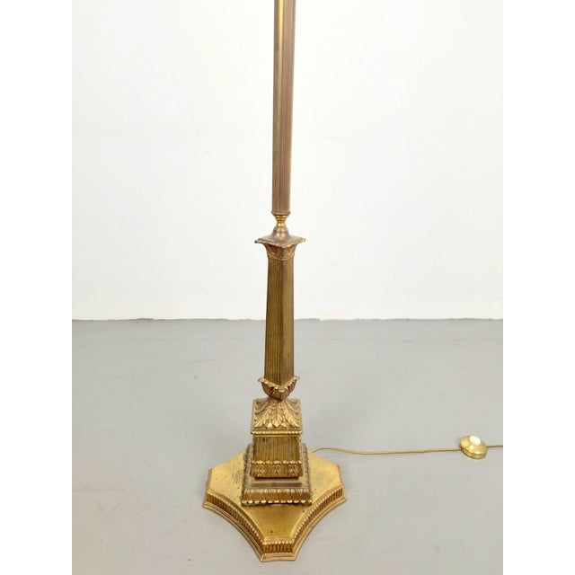 Gold Vintage Neoclassical Empire Column Floor Lamp in Brass and Gilt Bronze, France, 1970 For Sale - Image 8 of 10