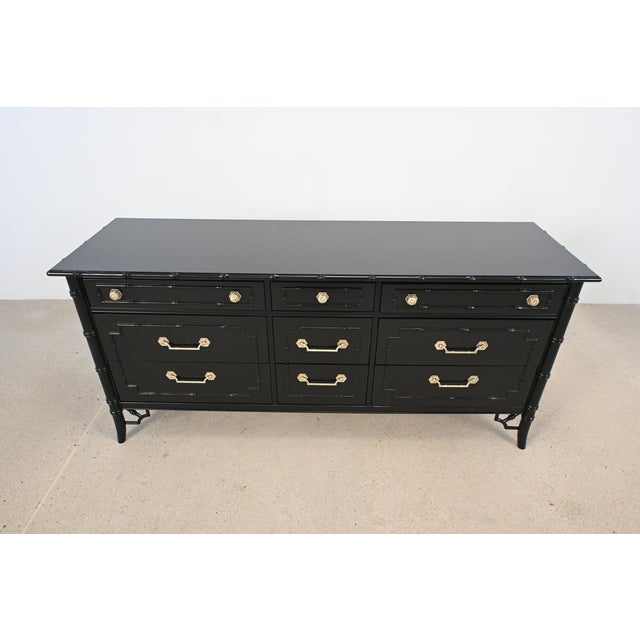 This elegant nine-drawer dresser by Thomasville, from the sought-after Allegro collection, has been newly refinished in a...
