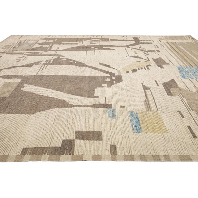 2020s Modern Boho Chic Moroccan Style Handmade Abstract Motif Beige Oversize Wool Rug For Sale - Image 5 of 9