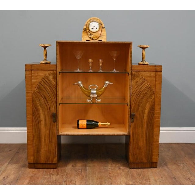 Art Deco Figured Walnut Display Cabinet, 1930 For Sale - Image 3 of 8