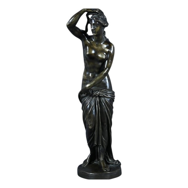 Venus Emerging from the Bath, 19th Century, Bronze For Sale