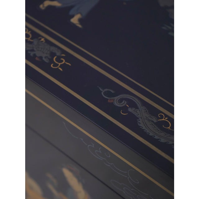 Drexel Chinoiserie Decorated Lift Top Box Stand For Sale - Image 12 of 17