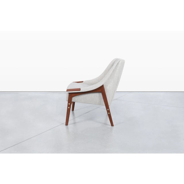 Scandinavian Modern Walnut Armchair Attributed to Folke Ohlsson for Dux For Sale In Los Angeles - Image 6 of 12
