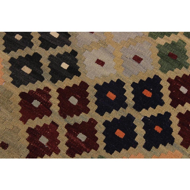 1990s 1980s Rustic Kilim Tan Blue Wool Rug - 5'3" X 6'10" For Sale - Image 5 of 7