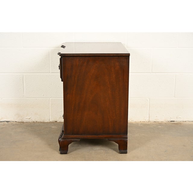 Kindel Furniture Georgian Solid Mahogany Block Front Nightstand For Sale - Image 15 of 18