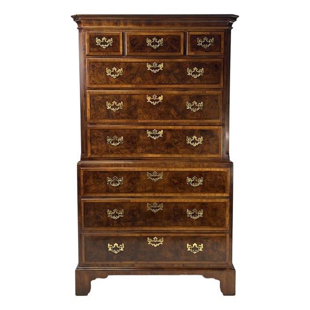 Late 20th Century Henredon Aston Court Banded Mahogany and Burlwood Chest on Chest For Sale