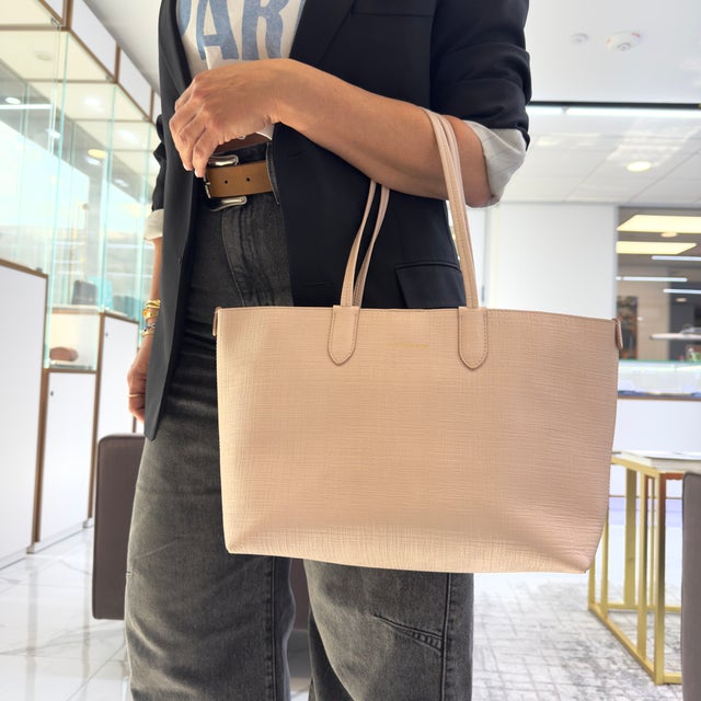 Alexander McQueen Pink Saffiano Leather Tote Shoulder Bag For Sale - Image 12 of 12