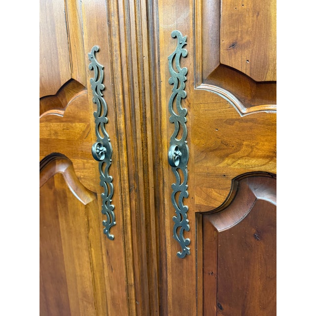 Ethan Allen Maison Collection French Armoire For Sale In New York - Image 6 of 11