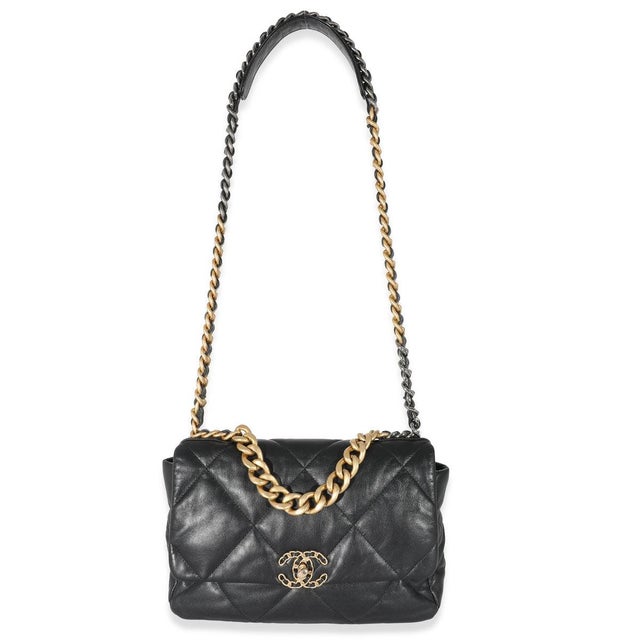 Chanel Black Shiny Lambskin Large Chanel 19 Flap Bag For Sale - Image 4 of 9