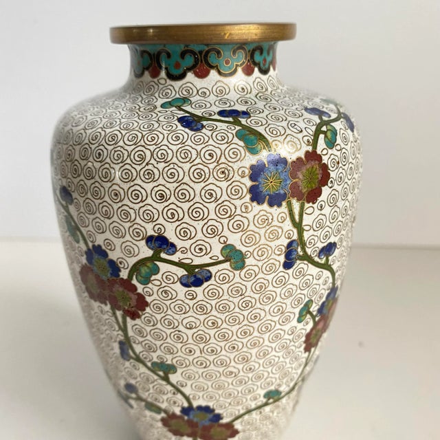 Cloisonné Vase Asian Chinoiserie Style White Cherry Blossom Floral 6" Tall Add this to a bookshelf or your collection.