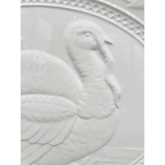 Farmhouse Vintage White Embossed Turkey Platter – Traditional / Farmhouse / Thanksgiving For Sale - Image 3 of 11