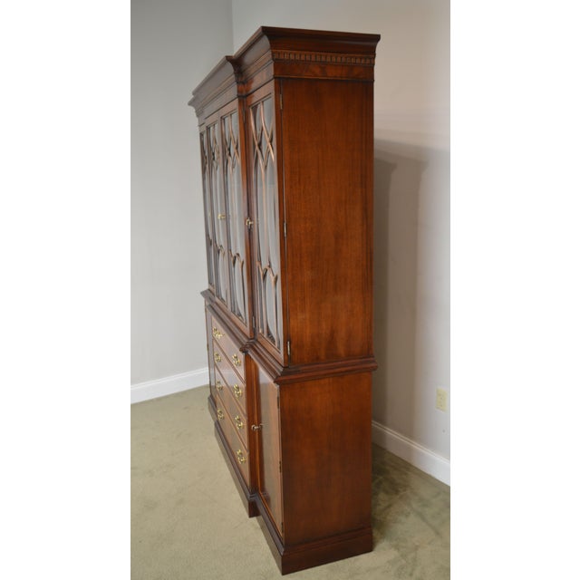 Ethan Allen Georgian Style Flame Mahogany Banded Breakfront China