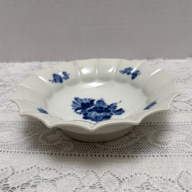 French Country Vintage Royal Copenhagen “Blue Flower Angular “Hand Painted Porcelain Dish Number 10/8556 For Sale - Image 3 of 3