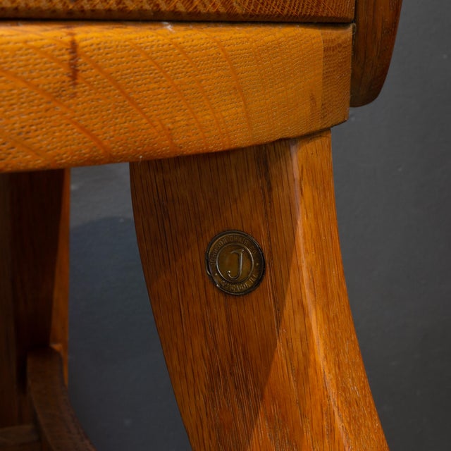 Wood Johnson Chair Co. Solid Oak Banker's Desk Chair c.1930-1948 For Sale - Image 7 of 8