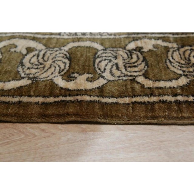 Contemporary 3x10 Brown Hand-Knotted Wool Rosette Chain Border Classic Traditional Carpet Rug For Sale - Image 3 of 7