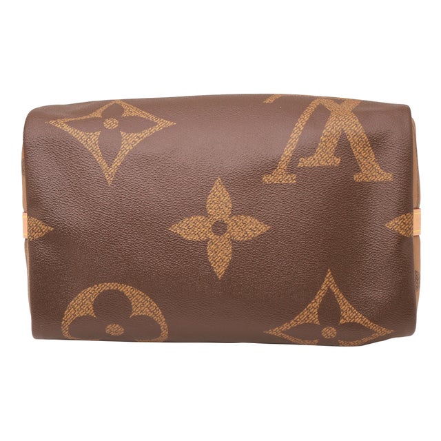 Louis Vuitton Reverse Giant Monogram Speedy Bandoulière 30, 2019. For Sale - Image 6 of 14