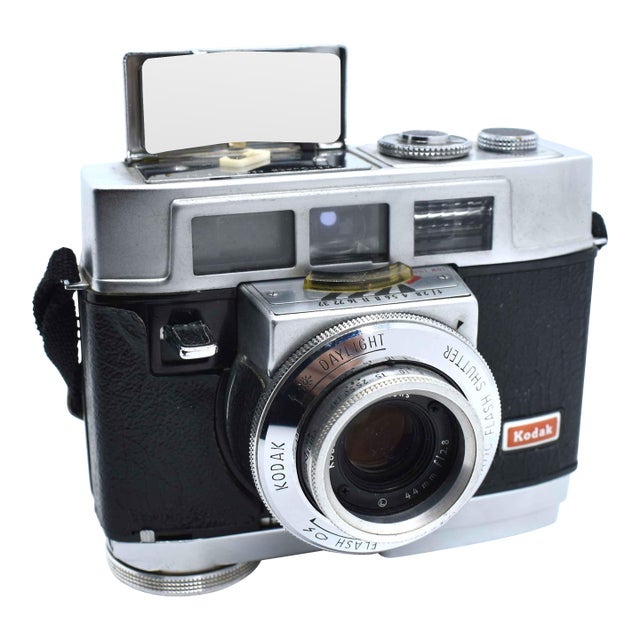 Mid 20th Century Kodak Motormatic 35f Film Camera With Built-in Pop-Up Flash Usa For Sale