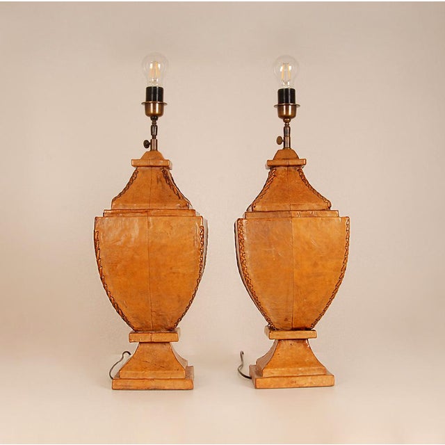Chocolate Traditional English Table Lamps Vintage Chesterfield Style Vase Lamps Leather - a Pair For Sale - Image 8 of 12
