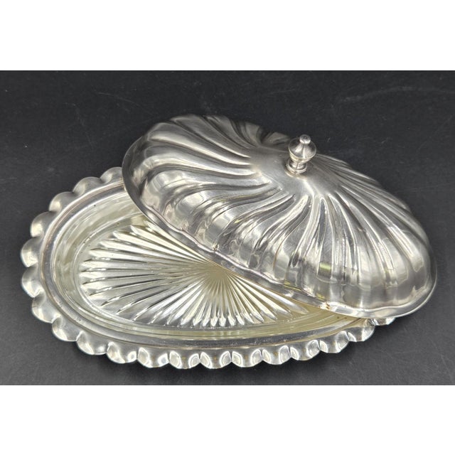 Sheffield Mid 20th Century Sheffield Victorian Style Silver Plated Spiral Covered Butter Dish W/ Glass Insert For Sale - Image 4 of 18