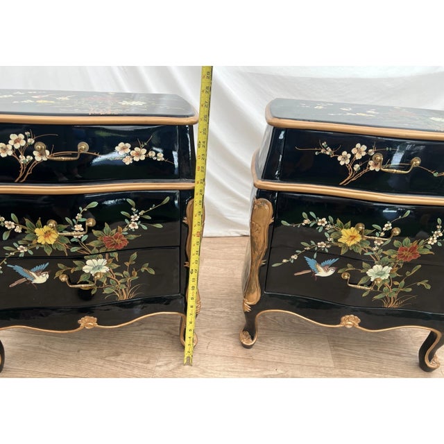 Wood Vintage Set of Two Chinese Nightstands Side Tables Chinoiserie Hand Painted For Sale - Image 7 of 10
