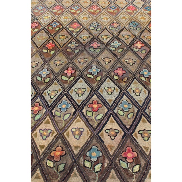 Antique American Hooked Rug With Diamond Patchwork Floral Design 4'10"x8'6" For Sale In Atlanta - Image 6 of 10