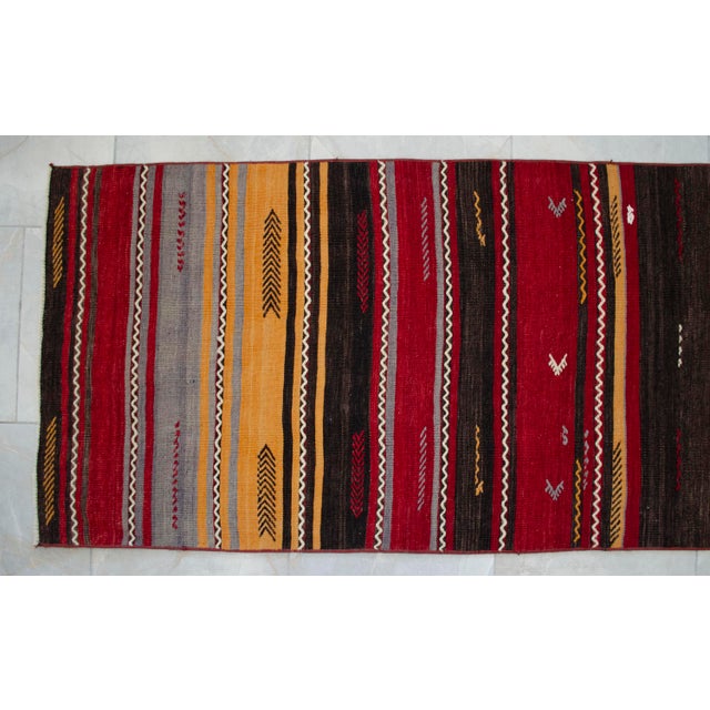 Textile Vintage Turkish Runner Rug Handmade Embroidered Wool Kilim Rug Hallway Runner Rug Kitchen Decor - 2′6″ × 9′1″ For Sale - Image 7 of 14