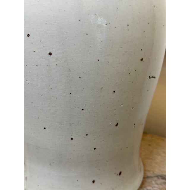 White Ginger Jar by Jingdezhen Suolide Ceramic Co.,Ltd For Sale In Philadelphia - Image 6 of 6
