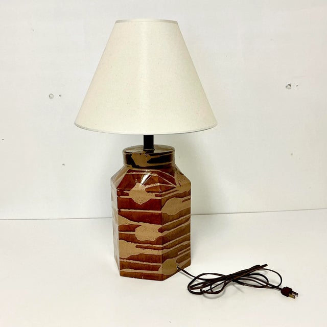 Mid-Century Boho Chic Brutalist Folk Art Studio Pottery Table Lamp. For Sale - Image 4 of 9