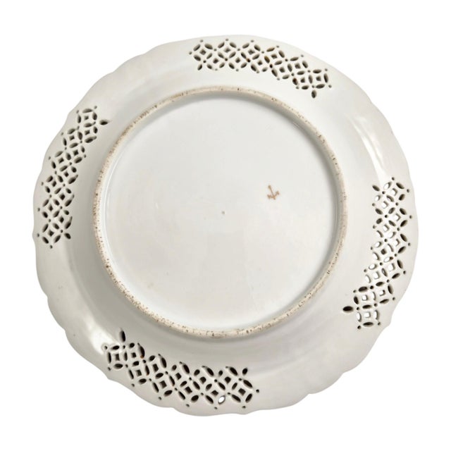 Ceramic Chelsea-Style Reticulated Porcelain Plates from Samson, 1860s, Set of 3 For Sale - Image 7 of 12