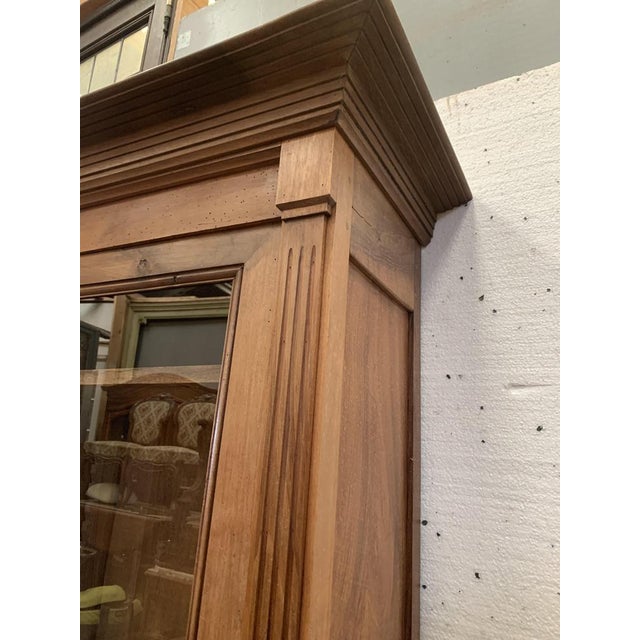 Two-Part Display Case in Walnut, 1900s For Sale - Image 10 of 12