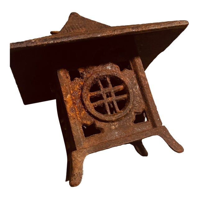 Antique Pagota Japanese Garden Lantern, Ancient Japanese Traditional Wrought-Iron Candle Lantern For Sale
