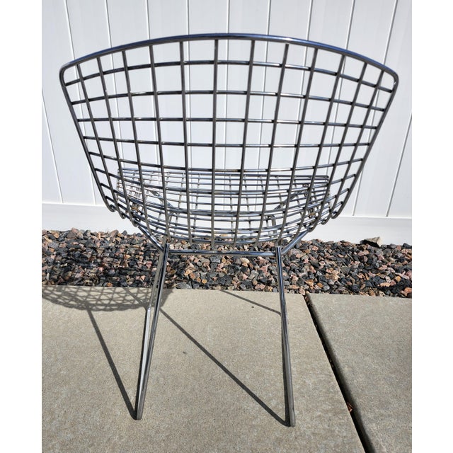 Metal Vintage Set of 8 Attributed to Harry Bertoia for Knoll Side Chairs. For Sale - Image 7 of 10