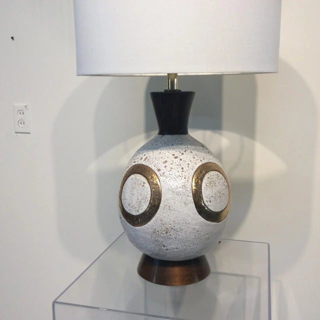 Mid-Century Modern Bitossi Volcanic Glaze Lamp - Mid-Century Modern For Sale - Image 3 of 7