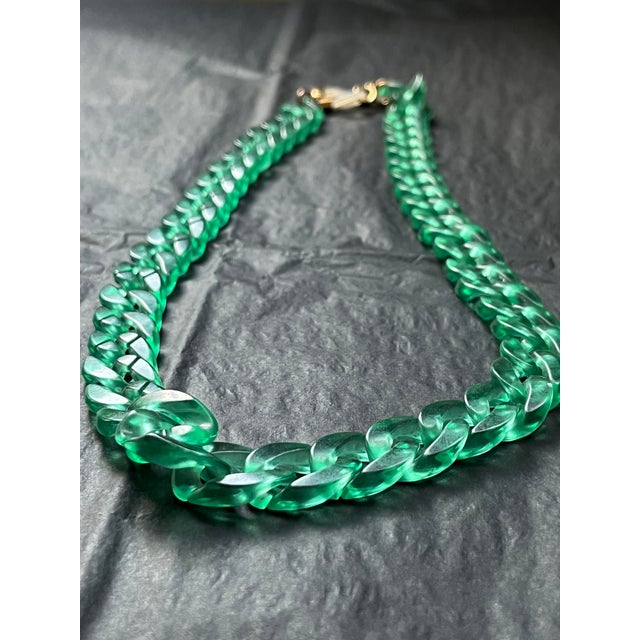 2000 - 2009 Chunky Mint Green Chain-Link Lucite Y2k Necklace For Sale - Image 5 of 7