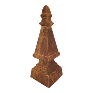 28" Vintage Rustic Patinated Metal Garden Finial For Sale