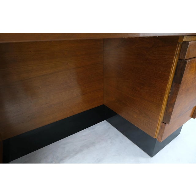 American Walnut Ed Wormley for Dunbar Double Pedestal Desk w/ Folding Return For Sale - Image 6 of 13